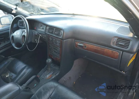 1998 Volvo V70 Awd из США, поврежденный, VIN YV1LZ5640W2458641